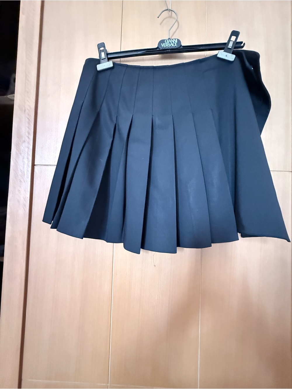 Tara Jarmon Black Box-Pleat Skater Skirt